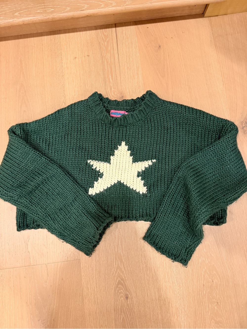 Edikted Forest Green Cropped Knit Sweater with Cream Star
